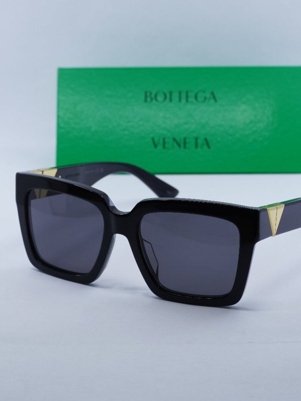 Bottega Veneta BV1198SA 001 Square Sunglasses - Black / Grey